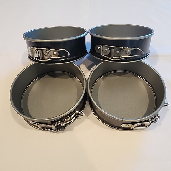 Kaiser Backform Noblesse Four Piece 4.5" Nonstick Sprinforms, NIB - Picture 1 of 4